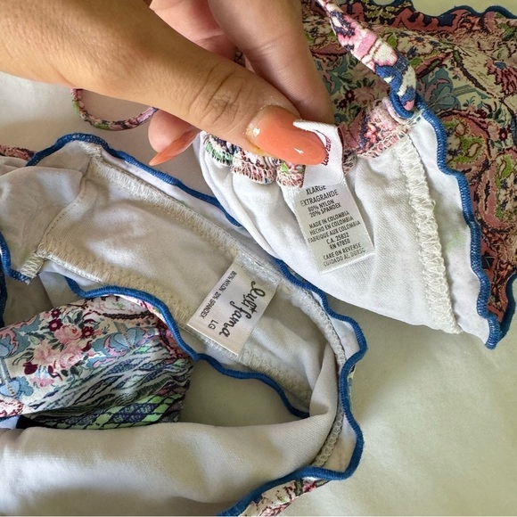 Luli Fama Azucar Wavy Triangle Top & Brazilian Bottoms - Picture 12 of 12